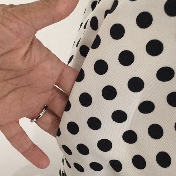 White House Black Market Sheath - Picture 3 of 8